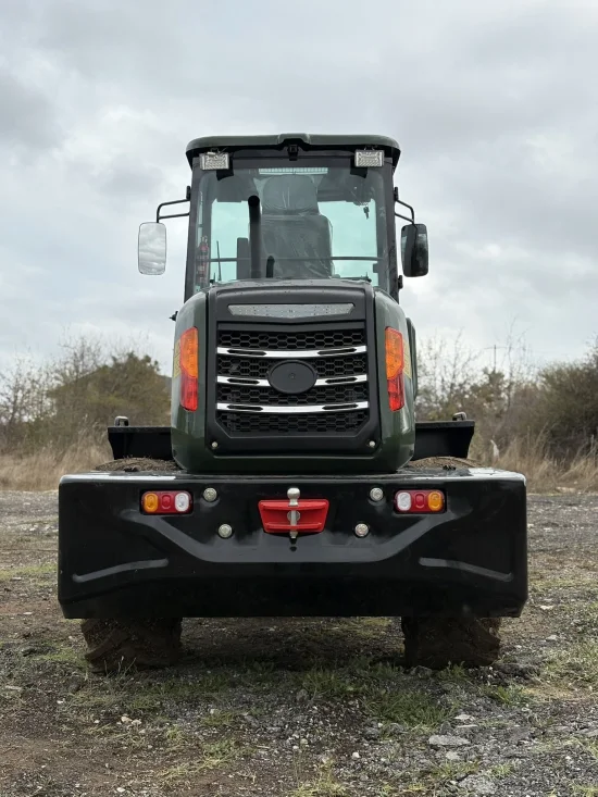 Челни товарачи Телескопичен Товарач Müller TL725