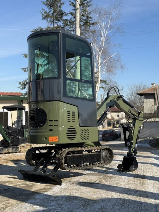 Багери Мини Багер Müller E1.0B Кабина