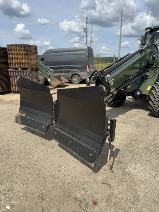 Челни товарачи Телескопичен Товарач Müller TL725