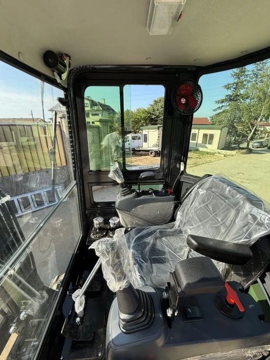 Багери Мини Багер Müller Е1.7 Cabin