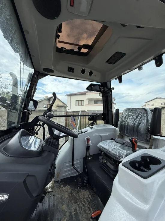 Трактори Трактор Müller T40 Кабина Климатик