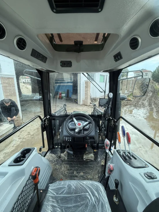 Трактори Трактор Müller T40 Кабина Климатик